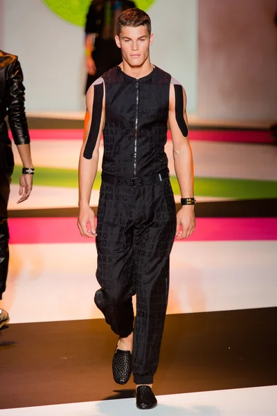 Look 43
